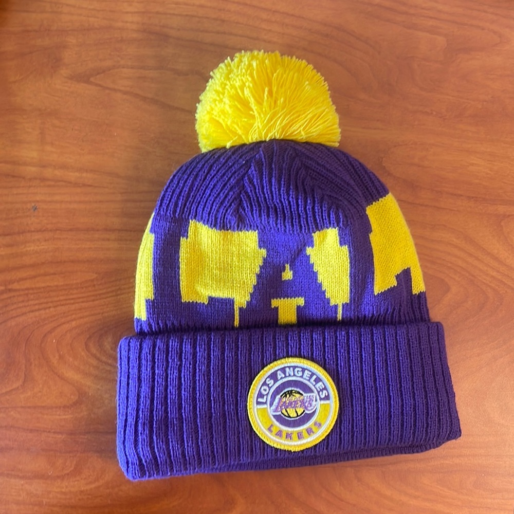 New Era Lakers Beanie